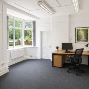 Oak House B3-5 Image 2